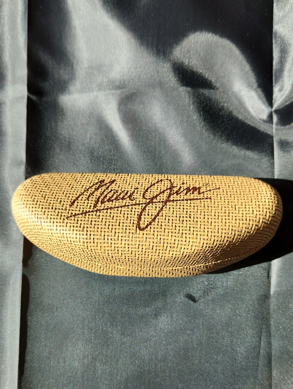Maui Jim Woven Straw-Texture Sunglasses Case in Beige